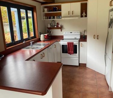 Kinloch Casa | Ewan and Trish's Escape