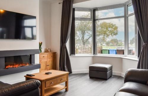 Lytham St. Anne's Casa | Excalibur Cottage