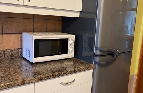 Custom House Apartamento | EXCEL 5 min 3bdr House HOT TUB parking WIFI Kitchen O2