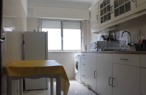 Massama Apartamento | Excelent Apartment T2 in Queluz, Portugal