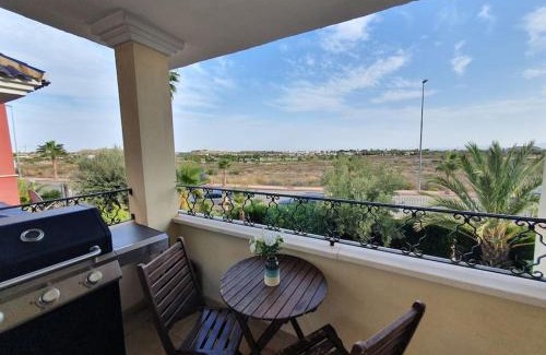 Caserio Los Tarquinos Apartamento | Excelente Duplex en Altaona golf resort-piscinas