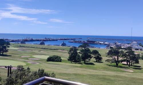Mar del Plata Apartamento | Excelente Vista al Golf y al Mar