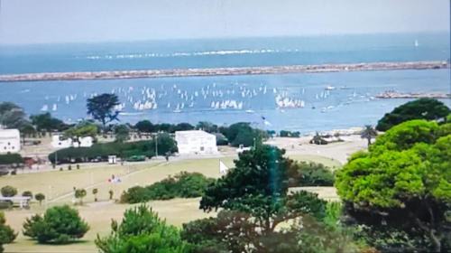 Mar del Plata Apartamento | Excelente Vista al Golf y al Mar