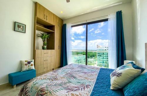 Ejidal Apartamento | Excellent 3BR PH with Priv Pool Gym Spa Pkg Tennis