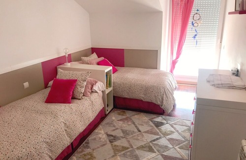 Santa Cruz de Bezana Casa | Excellent CHALET with garden