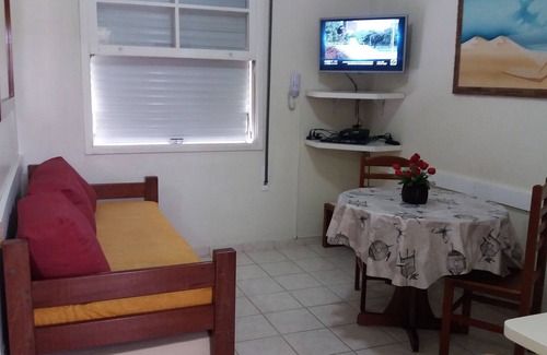 Embare Apartamento | Excellent fit 1 bedroom, beach front, air cond in bedroom, communal garage