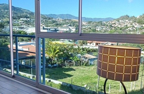Guachipelín Apartamento | Excelente para Familias/Trab/Citas Médicas-2BR+A/C