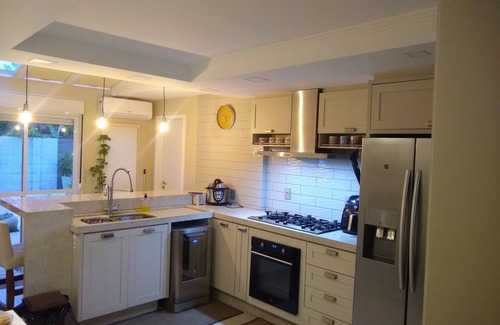 Ponta das Canas Casa | Excellent house in gated community with pool, 1 block from the beach