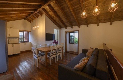 Los Llanillos Cabaña | Excelente ubicación en Frontera. Cerca de charcos, senderos y pueblo.