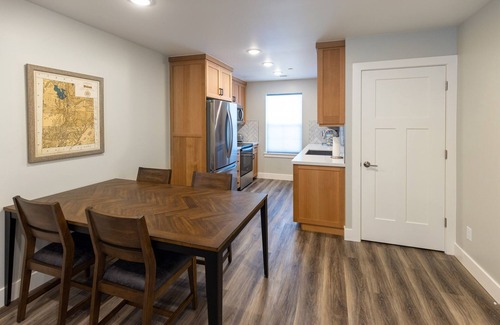 Cottonwood Heights Apartamento | Excellent location for skiing! Brand new, comfy 2BR apartment