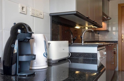 Badalona Apartamento | EXCELLENT LOCATION 3 ROOMS EST. MIN. 31 NOCHES