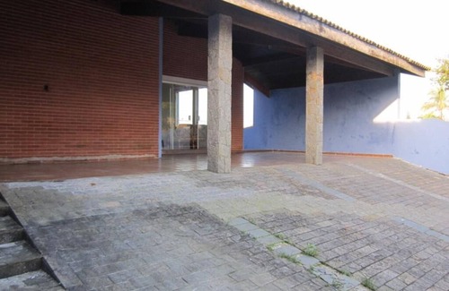 Peruibe Casa | EXCELENTE UBICACIÓN - CASA CON PISCINA EN EL CENTRO DE PERUÍBE