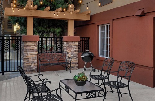 Renton Casa | Excellent Pick! Located Close to Sounders FC, Pet-friendly, Free Parking!