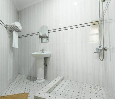 Kampala Hotel | Excelsis Garden Hotels - Kampala