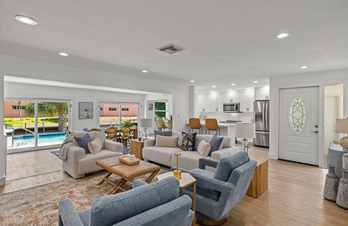 Shell Harbor Casa | Exceptional canal front home, beautiful design, steps to beach!