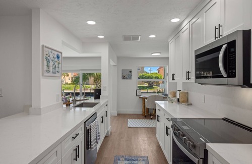 Shell Harbor Casa | Exceptional canal front home, beautiful design, steps to beach!