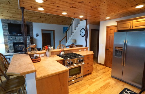 Harbor Springs Chalet De Esquí | Excepcional chalet cerca del puerto, Nubs Nob y Boyne Highlands Ski and Golf Resort