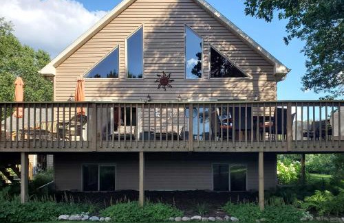Rome Casa | Exceptional Home with Deck about 3 Miles to Sand Valley