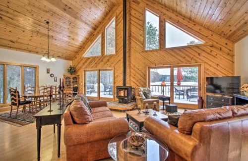 Rome Casa | Exceptional Home with Deck about 3 Miles to Sand Valley
