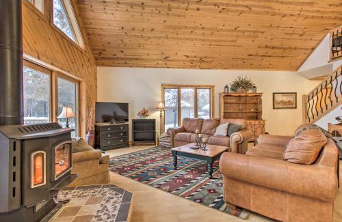 Rome Casa | Exceptional Home with Deck about 3 Miles to Sand Valley
