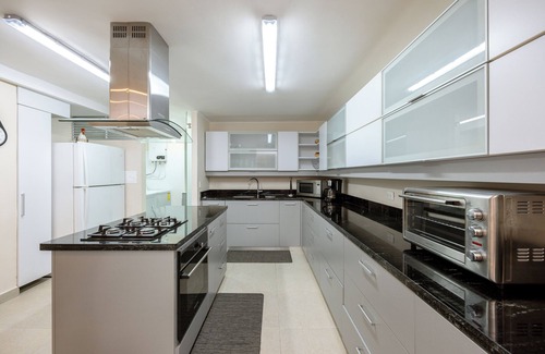 Las Lomas I Apartamento | Exceptional, homey and large 3BR house close to Provenza