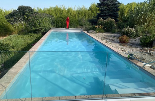 Lusignan-Petit Apartamento | Exceptional modern home in rural setting with amazing views - private pool & gym