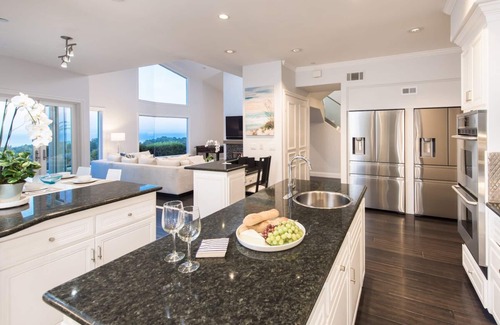 Central Malibu Casa | Excepcional casa contemporánea con vista al mar!