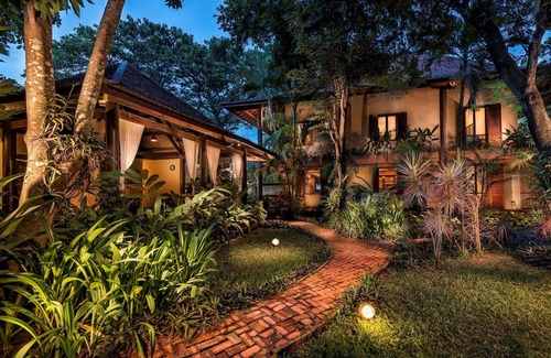Siem Reap Villa | Excepcional Vacaciones Privadas Retiro con Piscina Privada / Spa / Jardín / Restaurante
