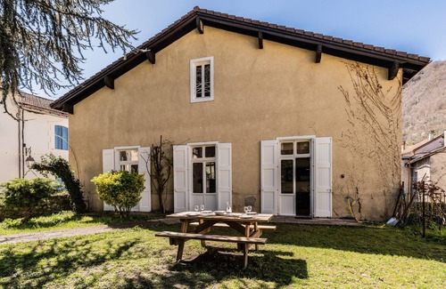 Ax-les-Thermes Casa | Estancia de excepción en Vila Marisa – Villa renovada en el centro de Ax, jardín, cerca del teleféri