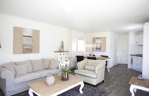 Velsen-Zuid Casa | Exclusif 4 by Interhome
