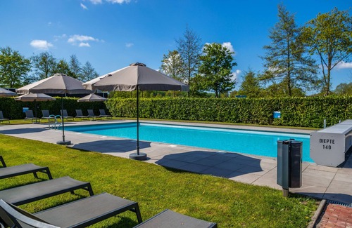 Velsen-Zuid Casa | Exclusif 6 by Interhome