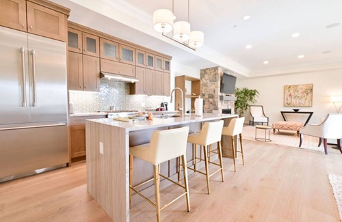 Wyoming Apartamento | Exclusive 2BR Suite with Curated Experiences