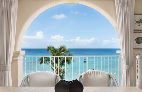 Little Battaleys Apartamento | Exclusive 3-bedroom apartment with AC and fitness room - Saint Peters Bay 403