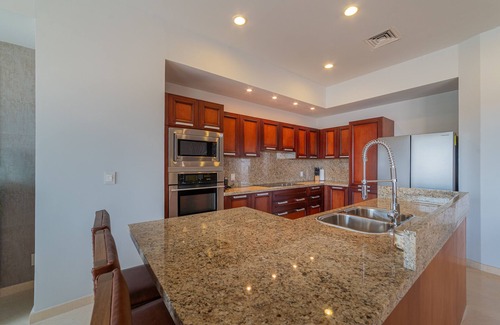 La Paz Villa | Exclusive Access to 2 Beach Clubs and Golf Cart