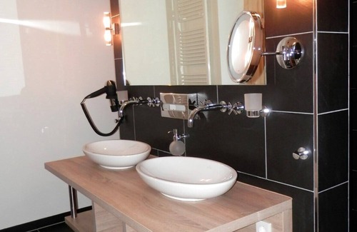 Wremen Apartamento | Exclusivo y moderno apartamento amueblado, incl. Sauna y WiFi, a 100 m de la playa.