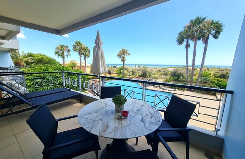 Alfarrobeira Apartamento | Exclusive apartment in the resort Foz da Ria,ocean view, pool, gym, sauna, wifi