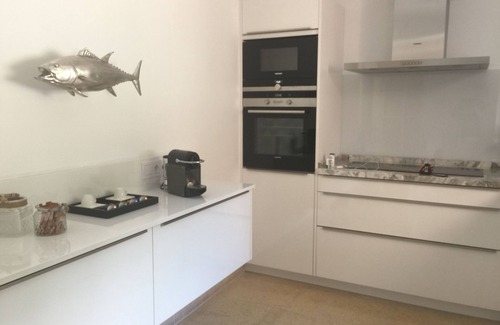 Provensals Villa | Chalet exclusivo en una posición panorámica con vistas al mar y una gran piscina