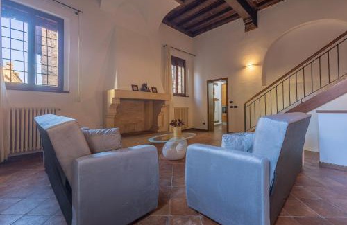 Ferrara Historic Centre Apartamento | Exclusive Duplex Apartment in the City Center x9!