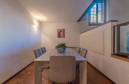 Ferrara Historic Centre Apartamento | Exclusive Duplex Apartment in the City Center x9!