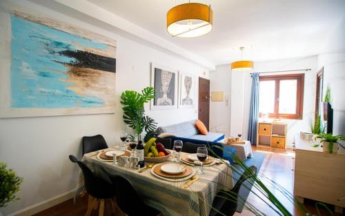 Carretera de Cadiz Apartamento | Exclusive High-End Residence with FREE Parking - Malaga Center