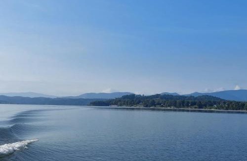 Dandridge Casa | Exclusive Lakefront Retreat on Douglas Lake