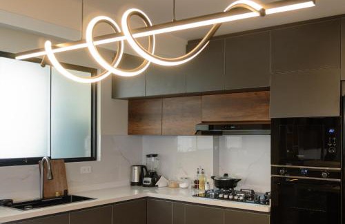 Distrito de Cerro Colorado Apartamento | Exclusive Modern Apartment near the Airport
