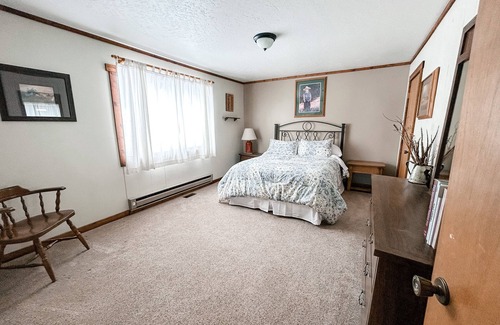 Adams County Cabina | Exclusive Mountain Grandeur! Back door to the Seven Devils Mountain range