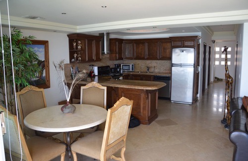 Rosarito Condominio | Exclusivo condominio de lujo frente al mar-Rosarito, México