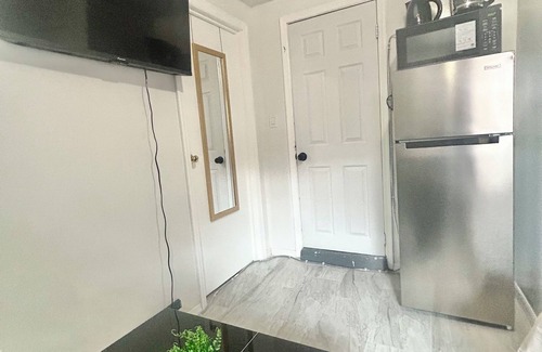 Ironbound District Apartamento | Exclusive private room with private bathroom. Private entry.Close to NYC/Airport