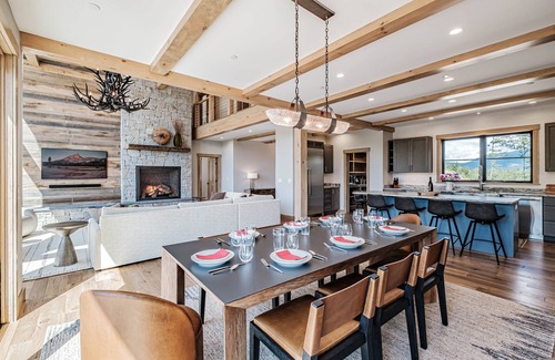 Sunday River Area Casa | Exclusive Ski-in/Out Luxury Home at Alpine Haven on Merrill Hill- offering Concierge service