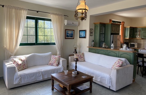 Agia Efimia Villa | Villa lujosa con piscina privada, con magnífica vista al mar, aire acondicionado y barbacoa