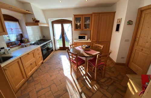 Pergine Valsugana Chalet De Esquí | Exclusive wooden chalet with private SPA from 2026 in the Dolomites