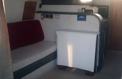 Lapa Alquiler De Eote | Alquiler exclusivo de yates - 46 pies El más espacioso de su categoría.