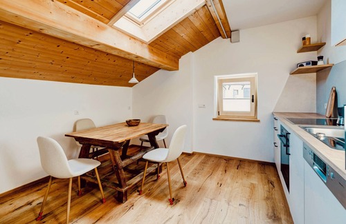 Barbiano Apartamento | Exclusives Hof.apartment im Herzen Südtirols. Zwanglos. Stilvoll. Naturnah